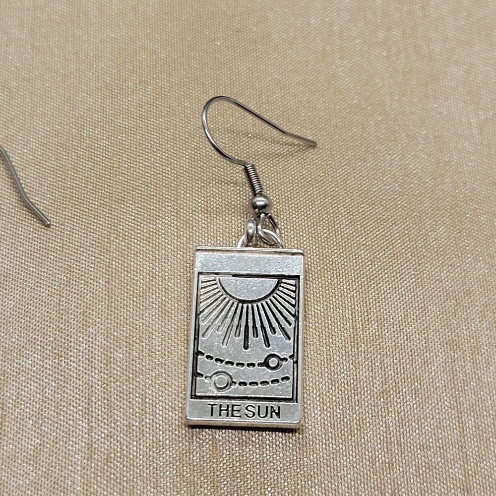 ☀️🌙 Tarot card earrings, Sun and Moon - Picture 3 of 5